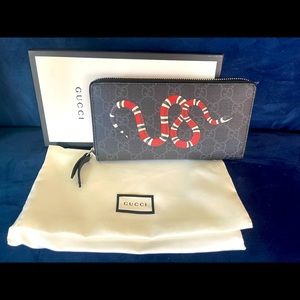 Gucci Nero Snake Wallet *BNWT*